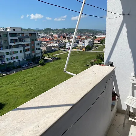Apartment Comfortable 2-br For 4 *